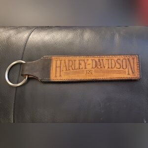 Harley-Davidson Logo Brown Genuine  Leather Key Fob Chain Ring
